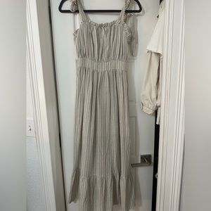 NWT Lulus Maxi Dress